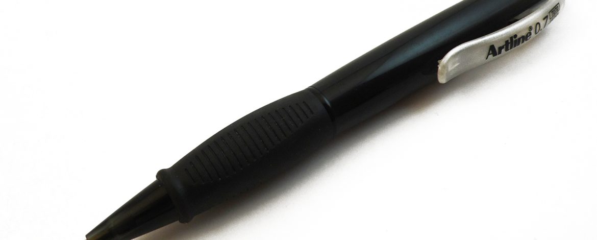 PORTAMINAS ARTLINE 7070 0.7 MM C/GRIP GOMA PUNTA METAL